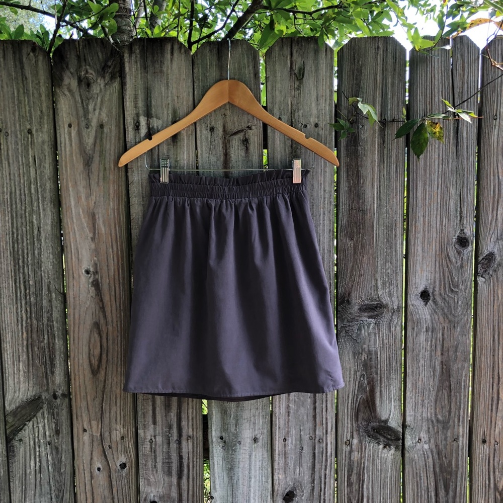 NEW soft gray bow tie skirt - Picture 7 of 7